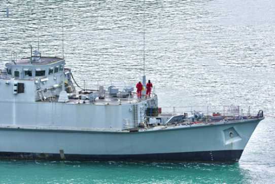 20 June 2023 - 08:23:24

-----------------------
BRNC training ship Hindostan departs Dartmouth.